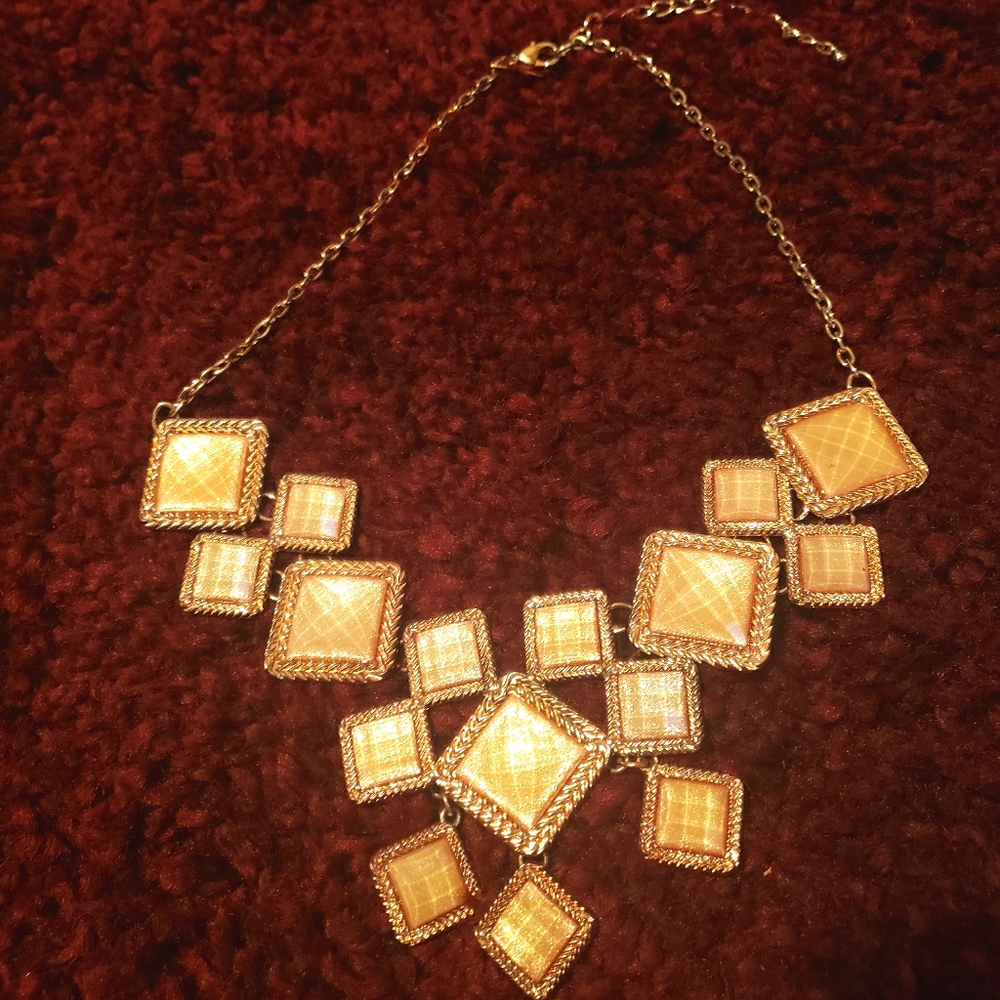 Necklace- Costume/Party/Work!